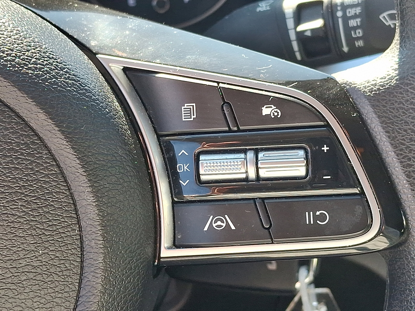 Certified 2023 Kia Forte LXS image 21