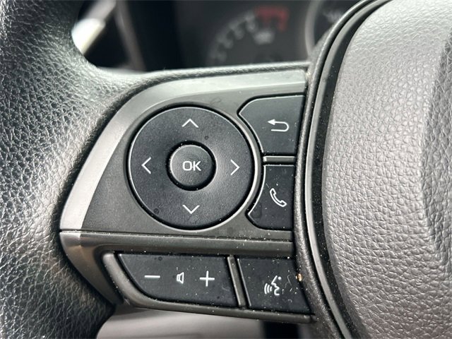 Used 2022 Toyota Corolla LE image 12
