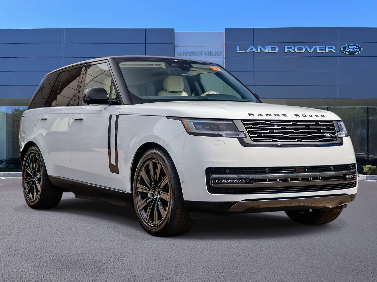 New 2026 Land Rover Range Rover SE image 3