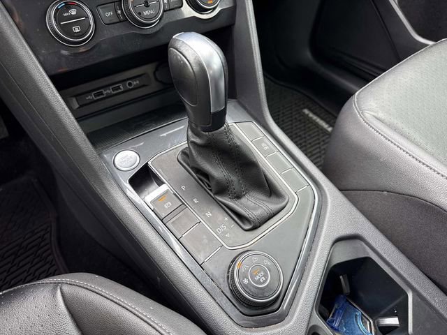 Used 2020 Volkswagen Tiguan SE image 27