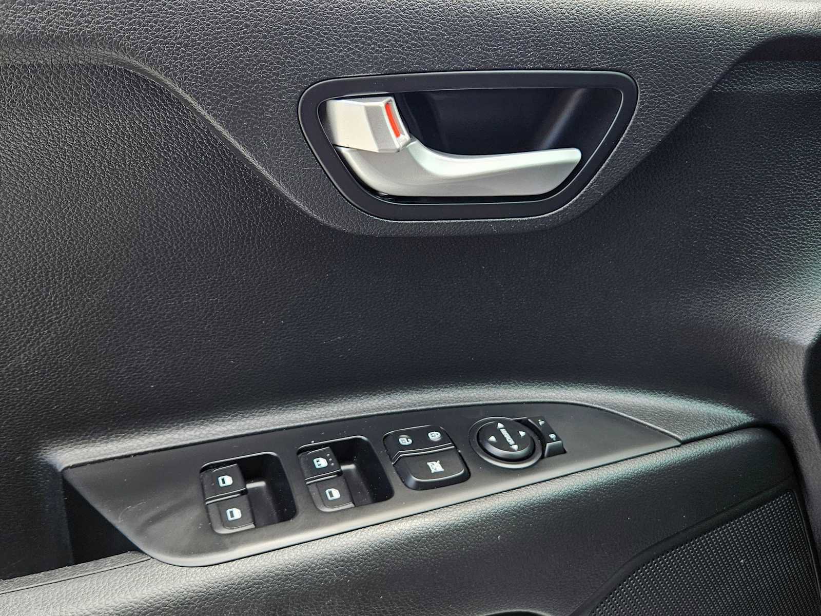 Used 2023 Kia Rio LX image 26