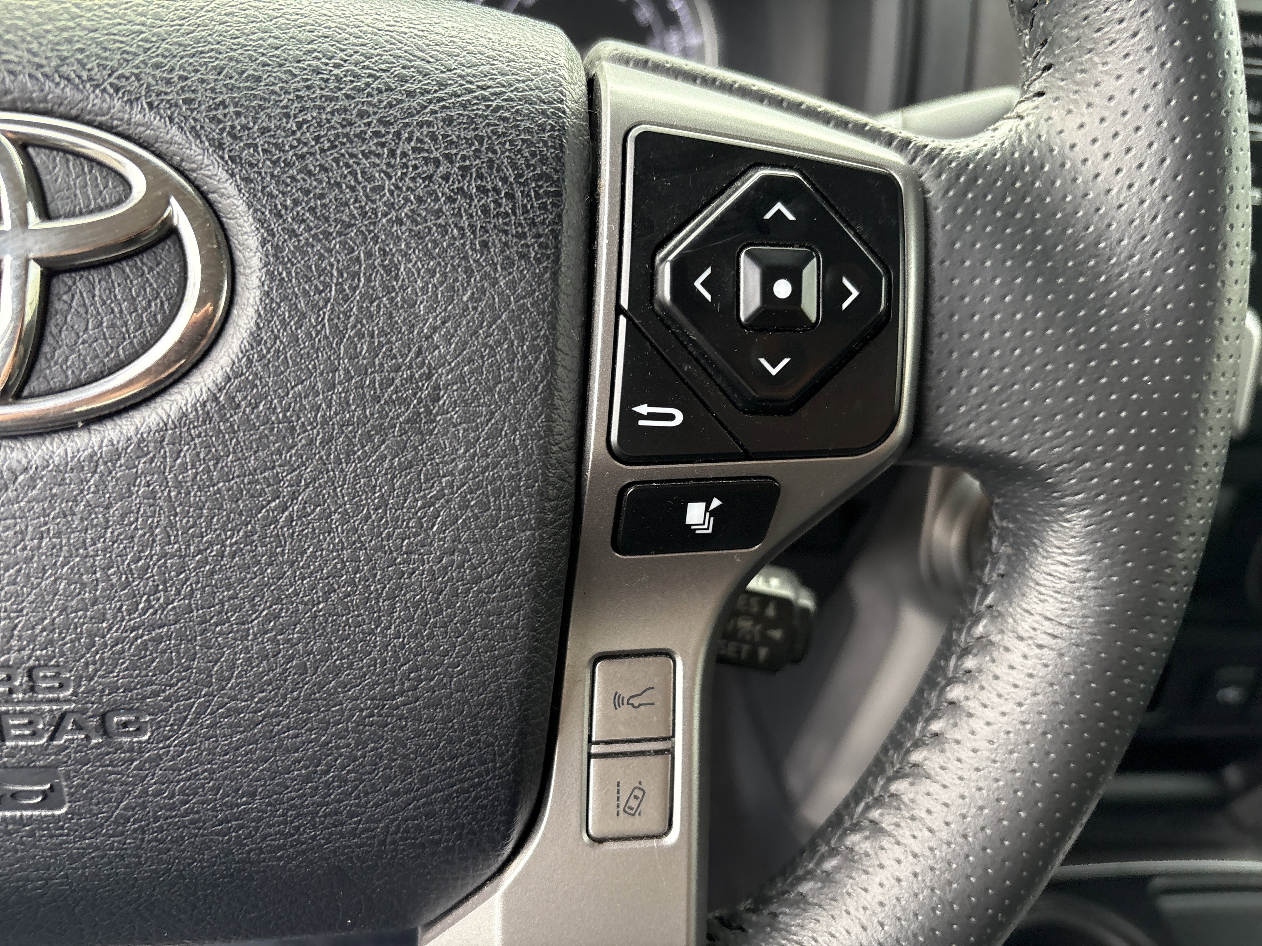 Used 2022 Toyota 4Runner TRD Sport image 23