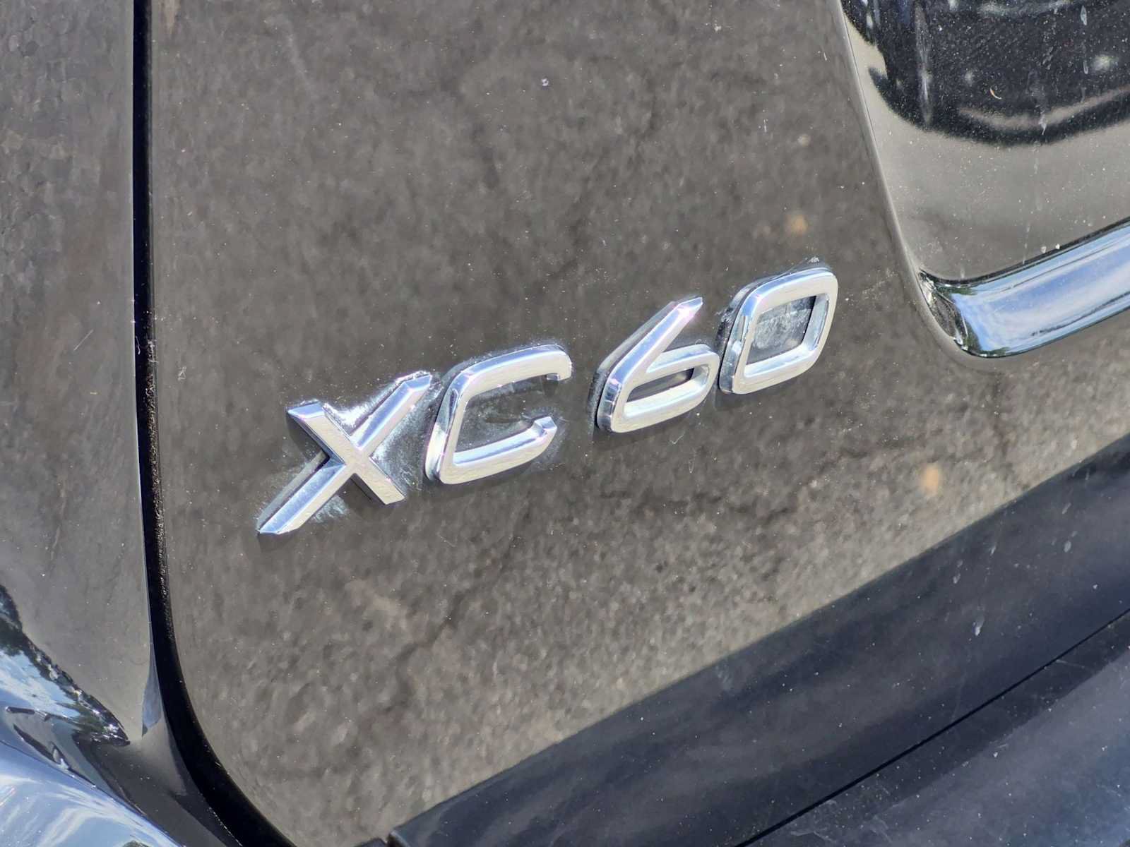 Used 2016 Volvo XC60 T5 Premier w/ Proximity Package AWD/4WD image 13