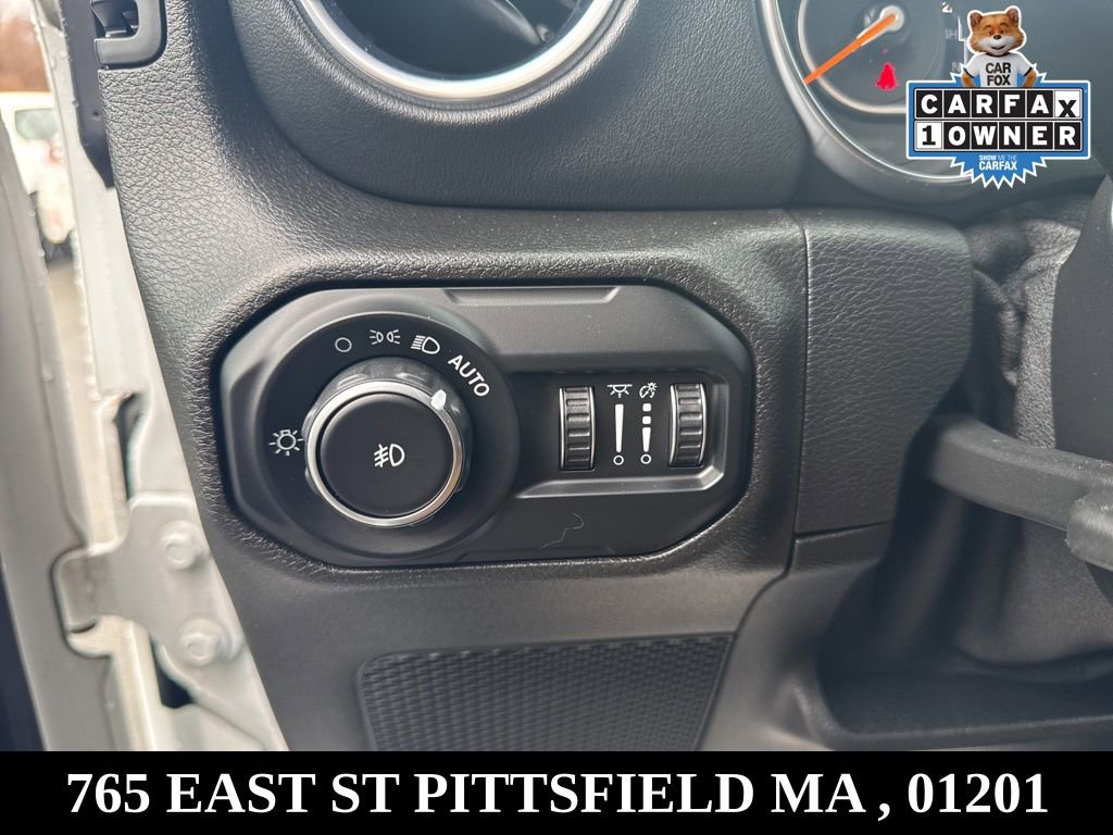 Used 2021 Jeep Wrangler Unlimited Sahara w/ Cold Weather Group image 23