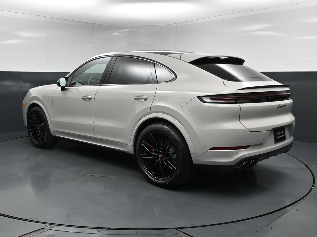 New 2026 Porsche Cayenne S AWD/4WD image 3
