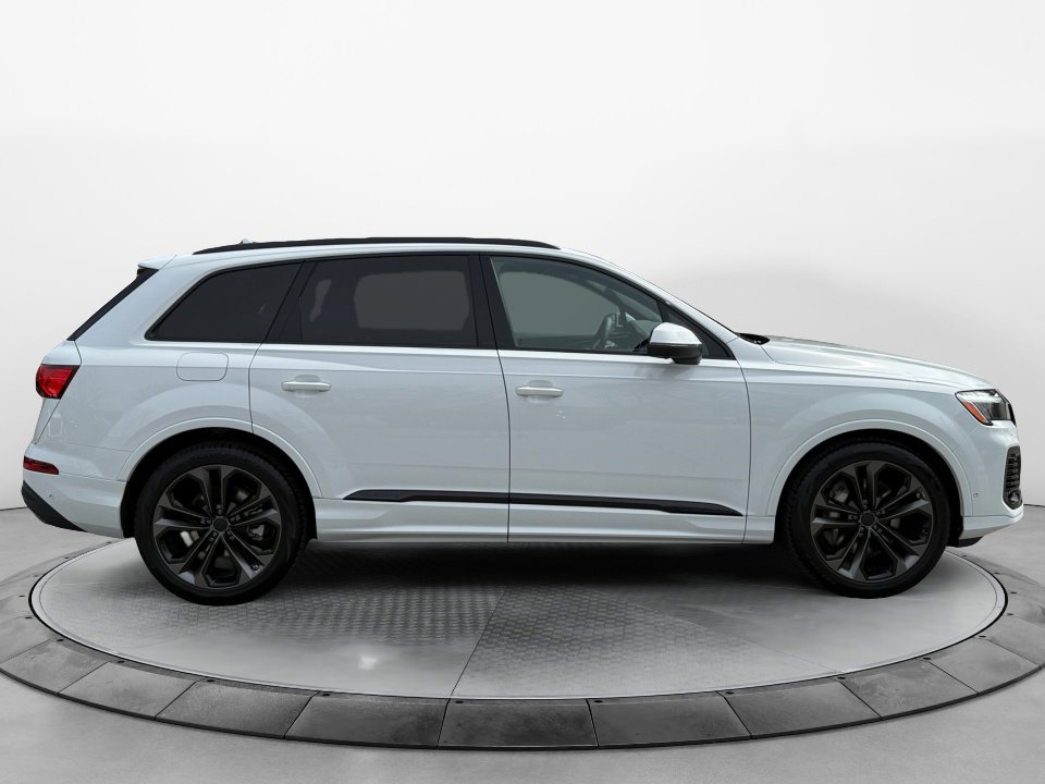 New 2026 Audi Q7 3.0T Premium Plus AWD/4WD image 8