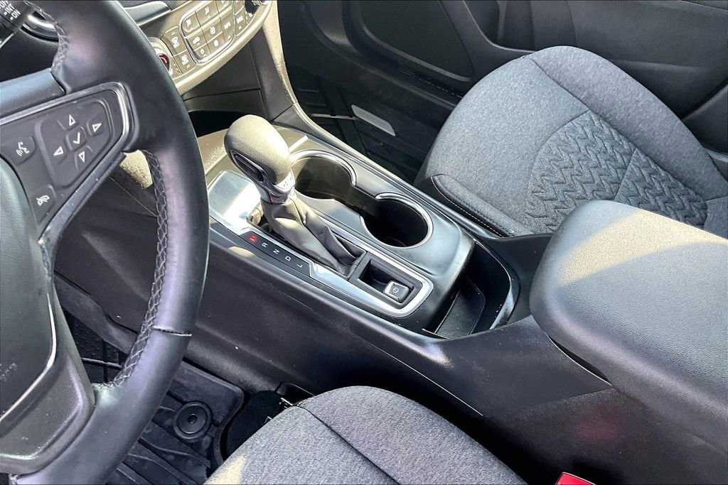 Used 2024 Chevrolet Equinox LT w/ LPO, Floor Liner Package image 21