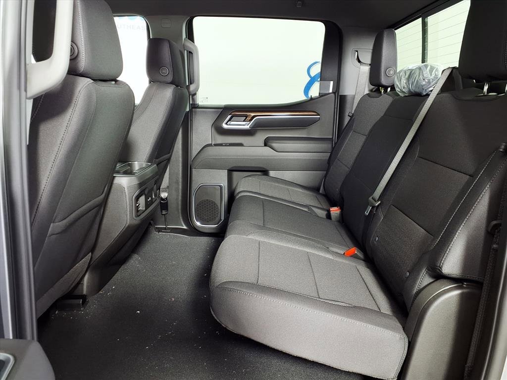New 2026 Chevrolet Silverado 1500 LT w/ All Star Edition Plus image 9