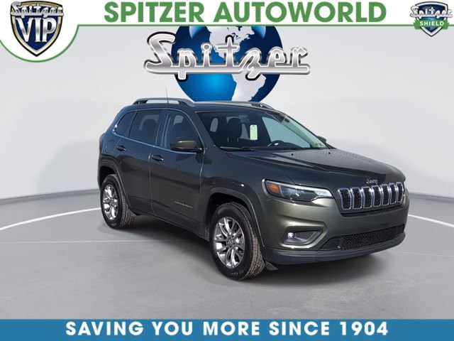 Used 2019 Jeep Cherokee Latitude Plus w/ Cold Weather Group image 2