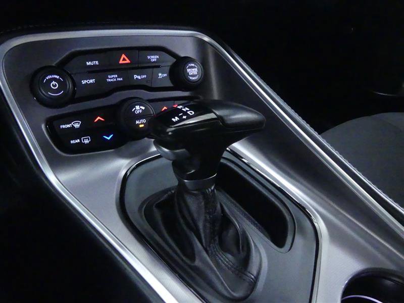 Used 2022 Dodge Challenger GT image 15
