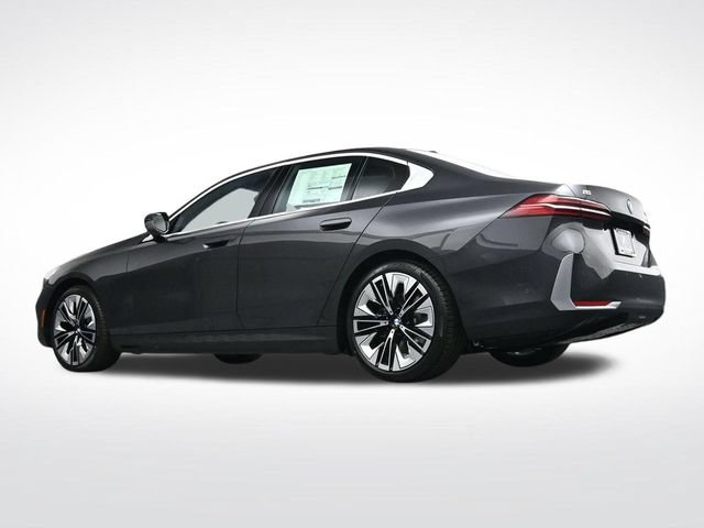 New 2026 BMW i5 eDrive40 AWD/4WD image 36