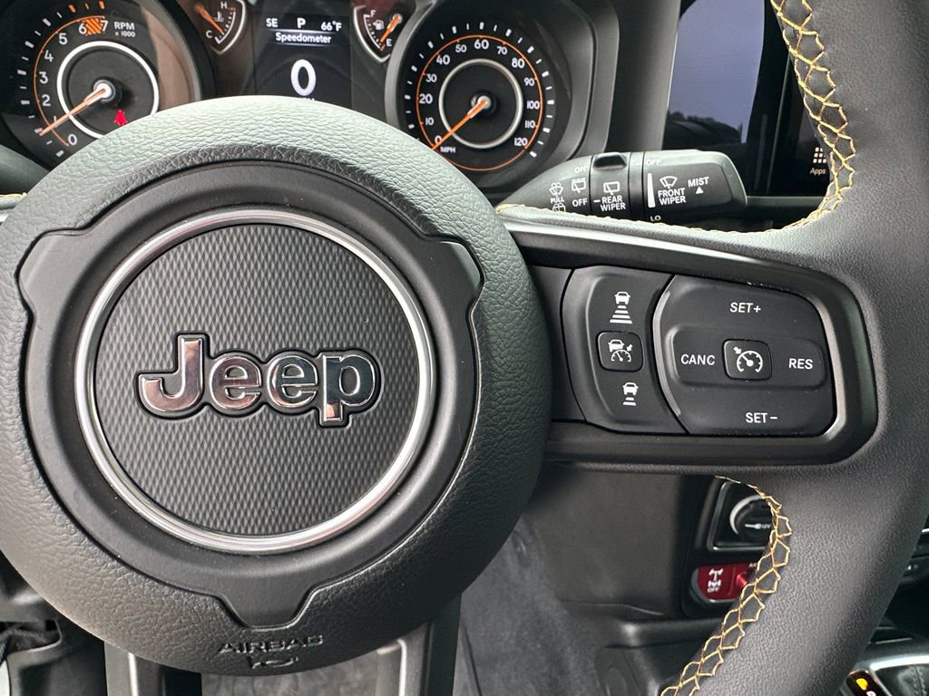 Used 2024 Jeep Wrangler Willys image 23