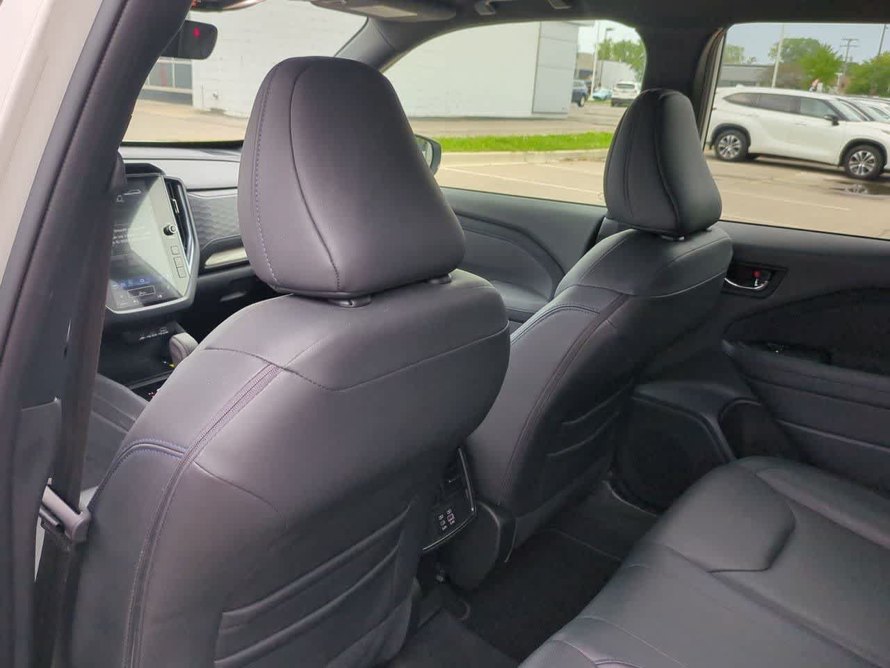 Used 2025 Subaru Forester Limited AWD/4WD image 17