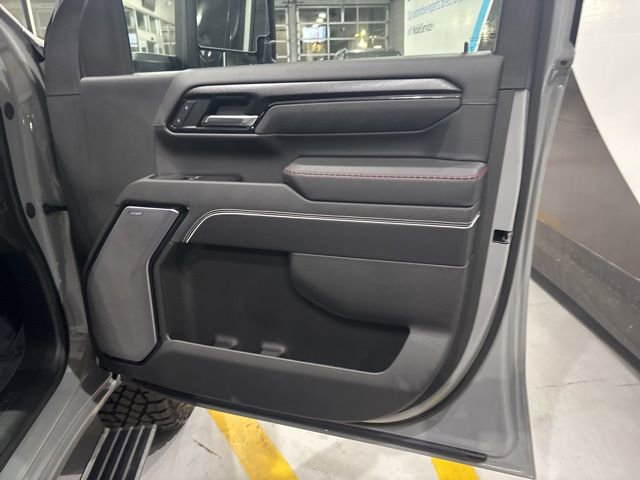 Used 2025 GMC Sierra 2500 AT4X image 34