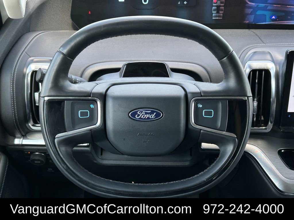 Used 2025 Ford Expedition Max Platinum image 13