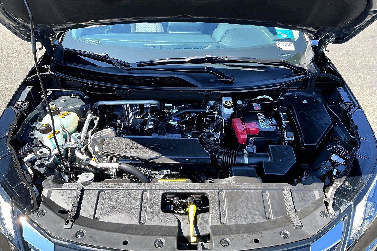 Used 2026 Nissan Rogue SV w/ Cold Weather Package AWD/4WD image 31
