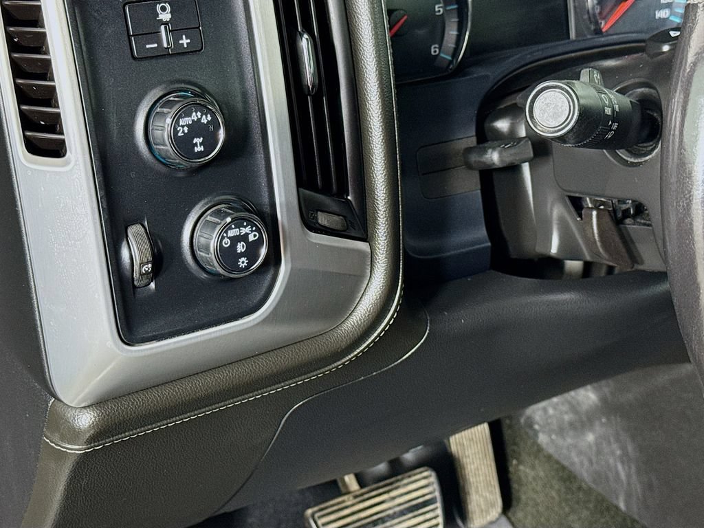 Used 2018 GMC Sierra 1500 SLT w/ Texas SLT Premium Package AWD/4WD image 10