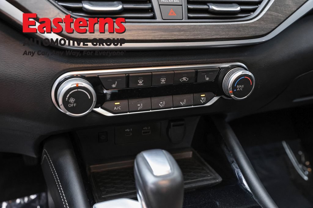Used 2024 Nissan Altima 2.5 SV w/ SV Premium Package AWD/4WD image 21