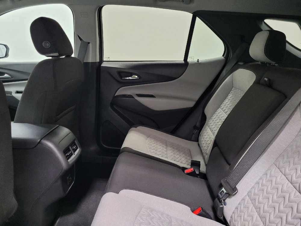 Used 2023 Chevrolet Equinox LT w/ Driver Convenience Package image 18