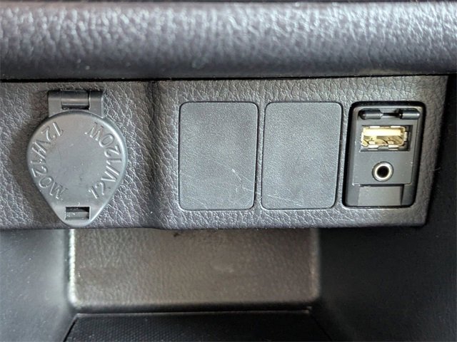 Used 2019 Toyota Corolla LE image 21