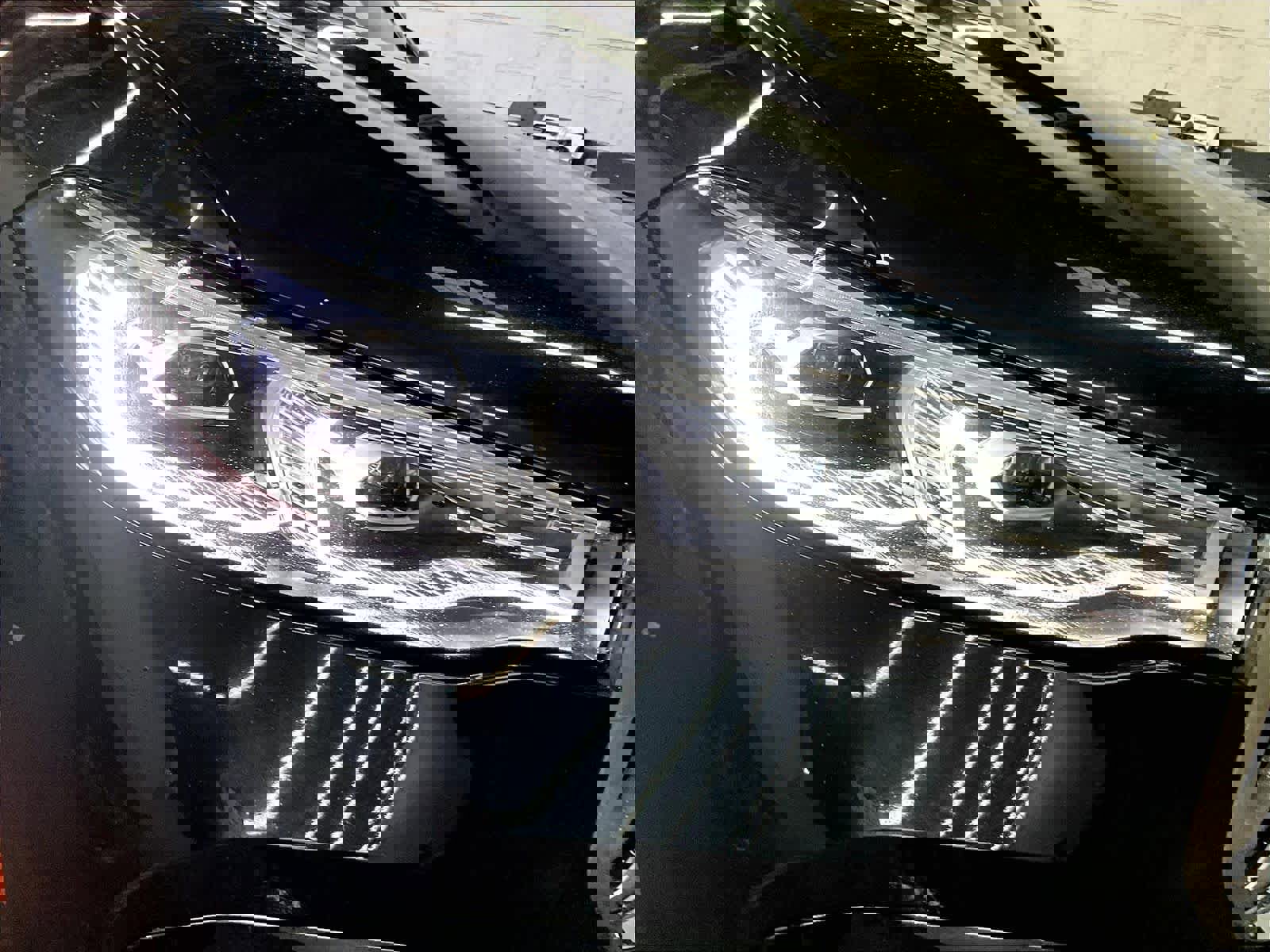 Used 2019 BMW X7 xDrive50i w/ M Sport Package image 32