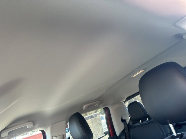 New 2026 Ford Maverick Lariat w/ Black Appearance Package image 15