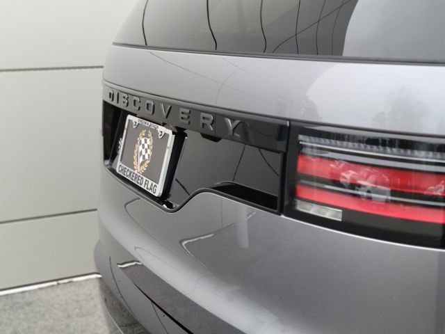 Used 2025 Land Rover Discovery Dynamic SE image 43
