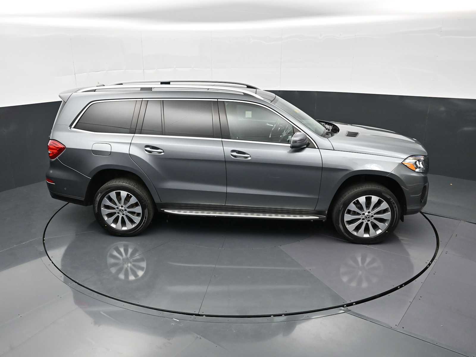 Used 2019 Mercedes-Benz GLS 450 4MATIC image 20