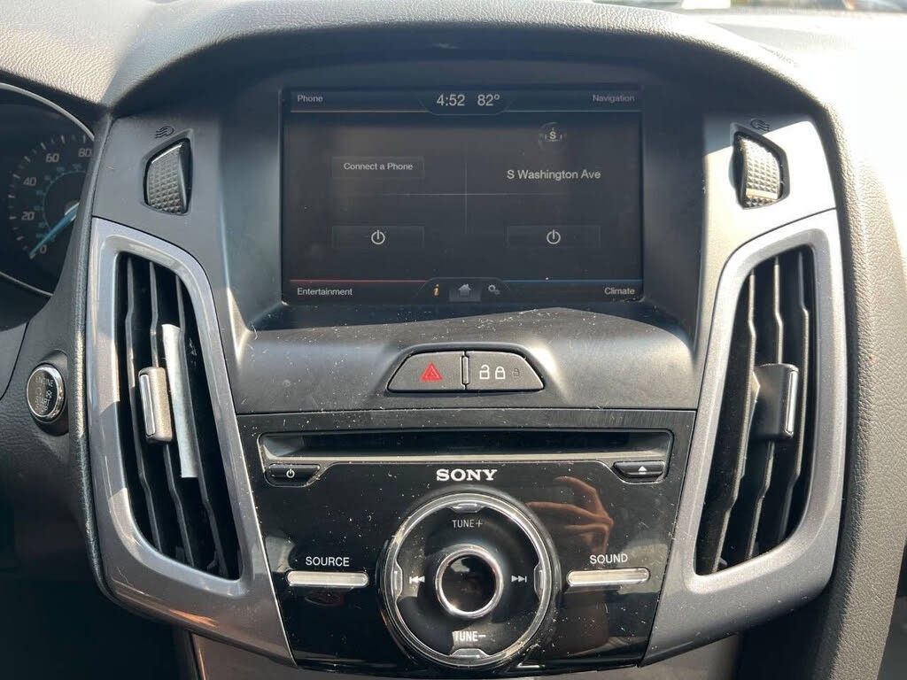 Used 2014 Ford Focus Titanium image 20