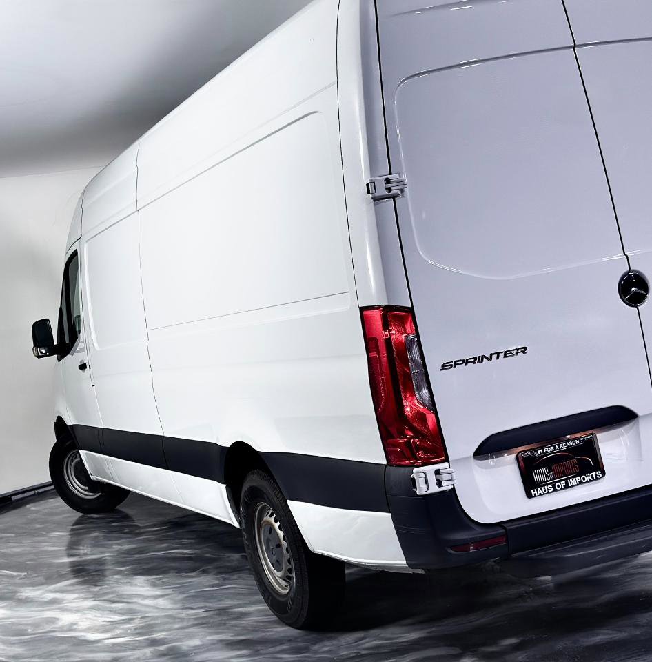 Used 2022 Mercedes-Benz Sprinter 2500 image 13