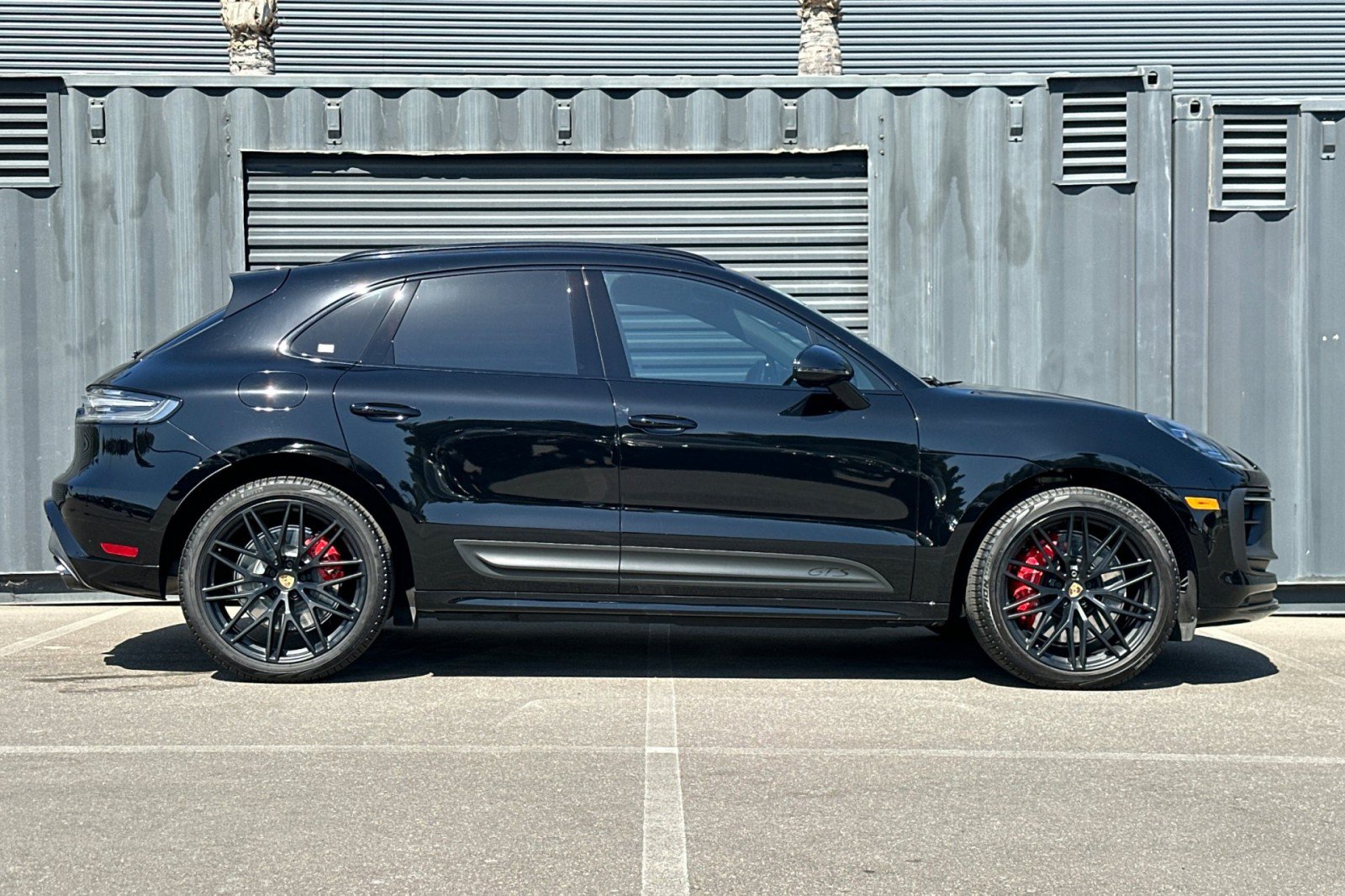 Certified 2024 Porsche Macan GTS AWD/4WD image 9