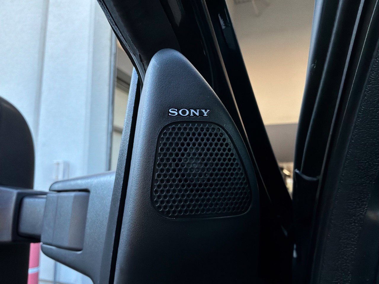 Used 2015 Ford F250 Lariat w/ Lariat Ultimate Package AWD/4WD image 34