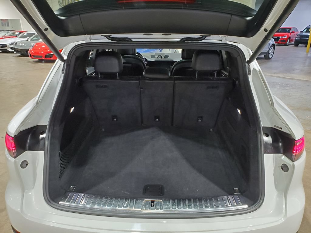 Used 2020 Porsche Cayenne AWD/4WD image 37