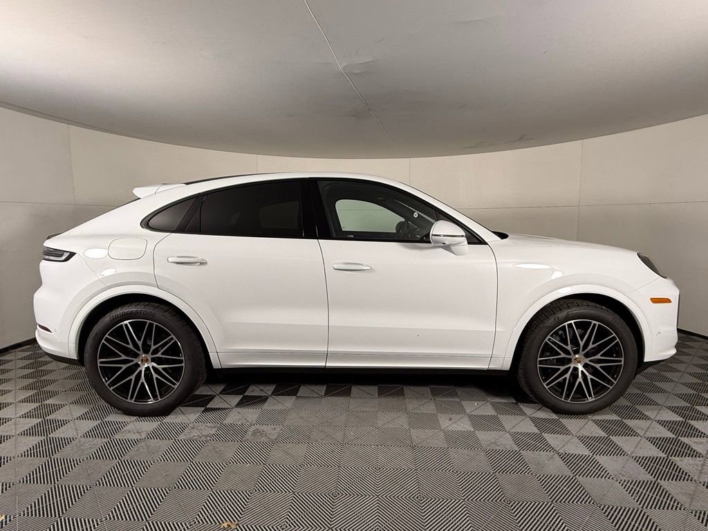 New 2026 Porsche Cayenne Coupe image 9