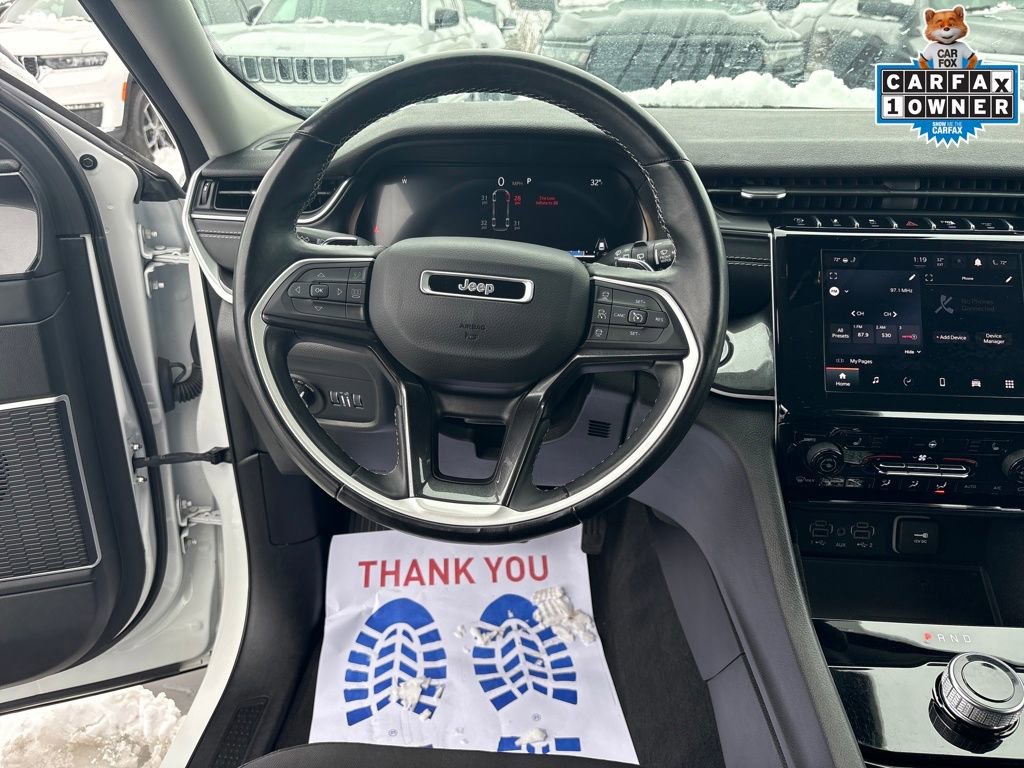 Certified 2022 Jeep Grand Cherokee Laredo w/ Luxury Tech Group I image 14