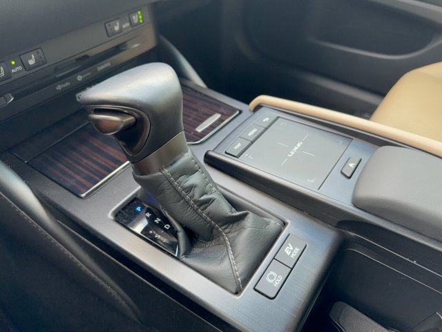 Used 2021 Lexus ES 300h w/ Premium Package FWD image 24
