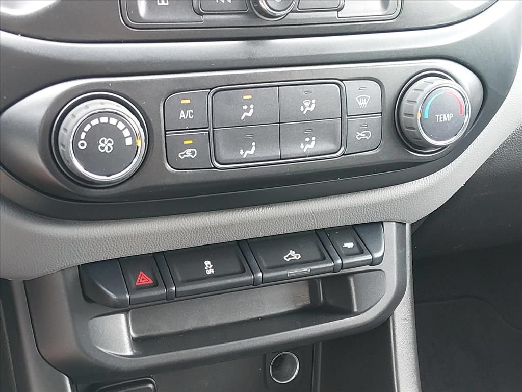 Used 2022 Chevrolet Colorado W/T AWD/4WD image 19