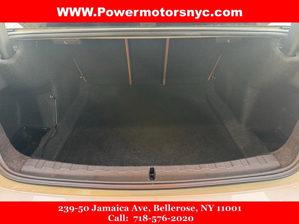 Used 2023 BMW 330i Sedan w/ M Sport Package RWD image 27