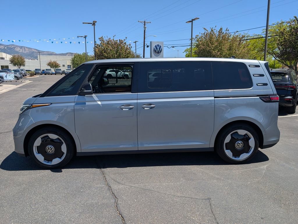 New 2025 Volkswagen ID. Buzz Pro S image 8