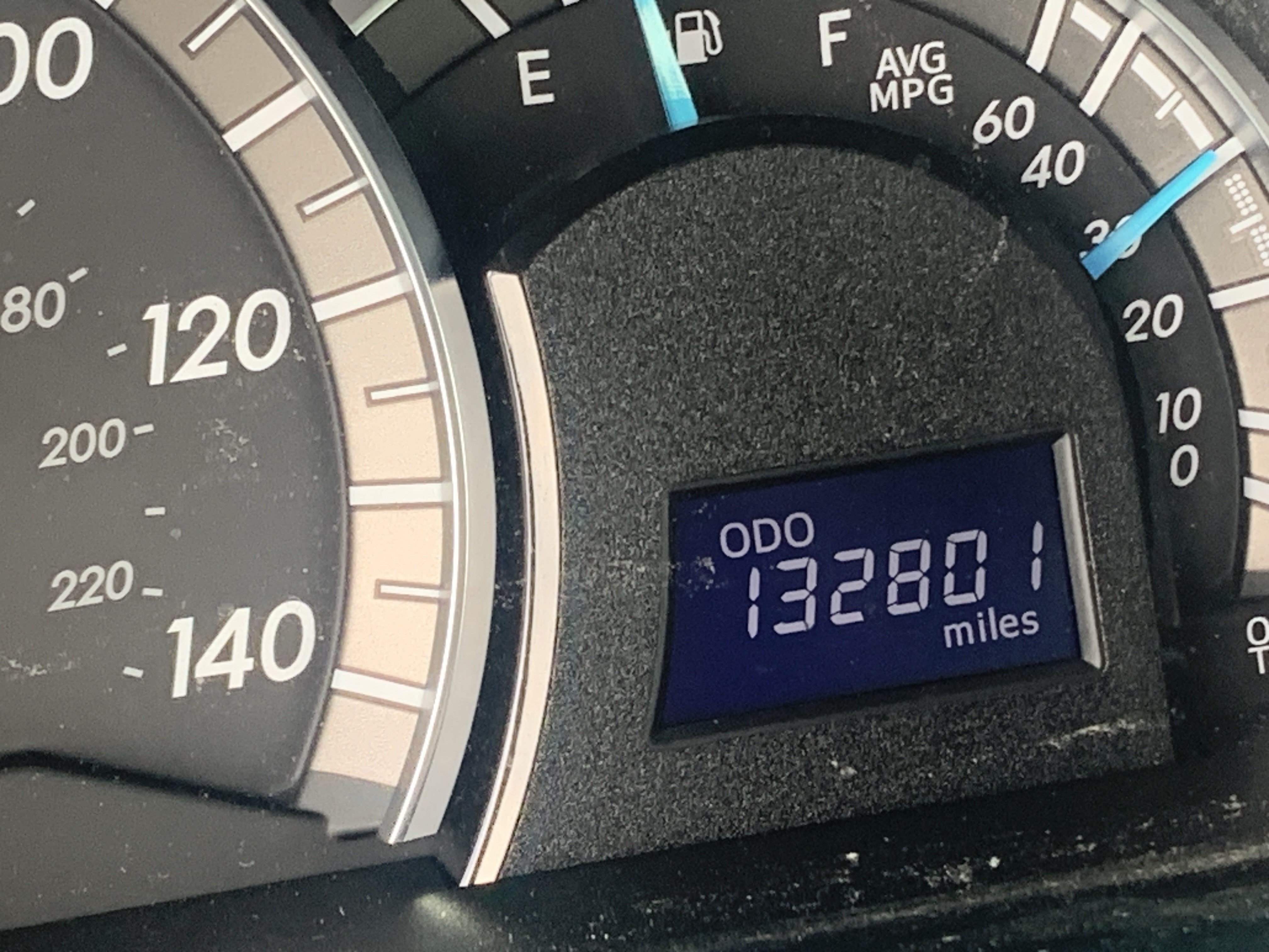 Used 2014 Toyota Camry SE w/ Moonroof Package FWD image 18