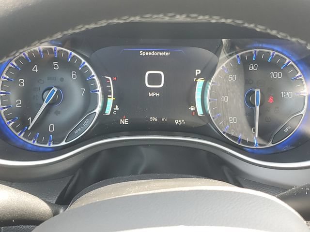 New 2027 Chrysler Pacifica Select w/ Family Tech Group FWD image 20