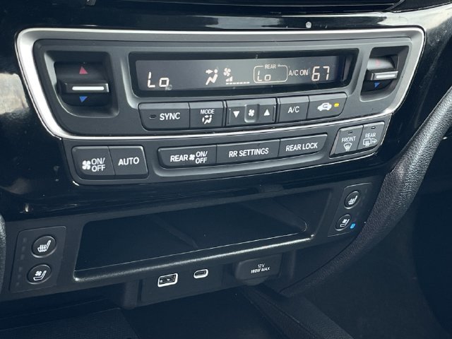 Certified 2024 Honda Passport Black Edition image 19
