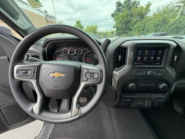 Used 2022 Chevrolet Silverado 2500 Custom w/ Custom Convenience Package AWD/4WD image 6