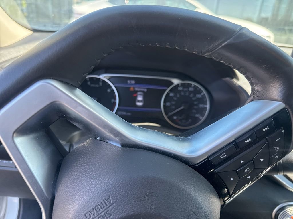 Used 2023 Nissan Altima 2.5 SV w/ SV Premium Package AWD/4WD image 3
