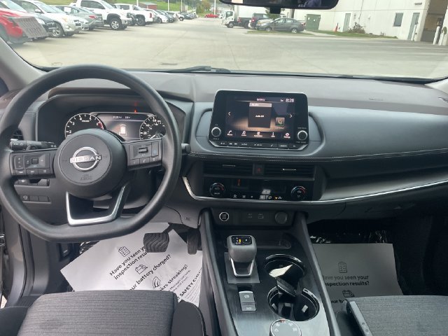 Used 2023 Nissan Rogue SV AWD/4WD image 22
