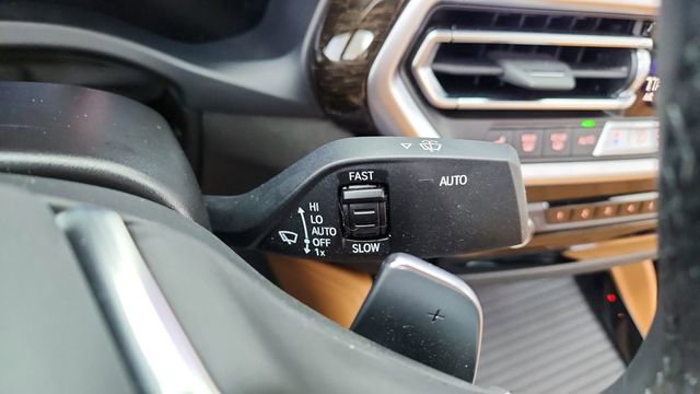 Used 2025 BMW X4 xDrive30i AWD/4WD image 42