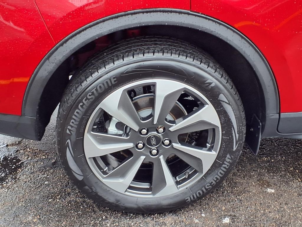 Used 2023 Ford Escape Platinum w/ Premium Technology Package image 27