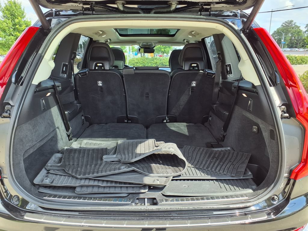 Certified 2023 Volvo XC90 B6 Ultimate w/ Protection Package Premier AWD/4WD image 11