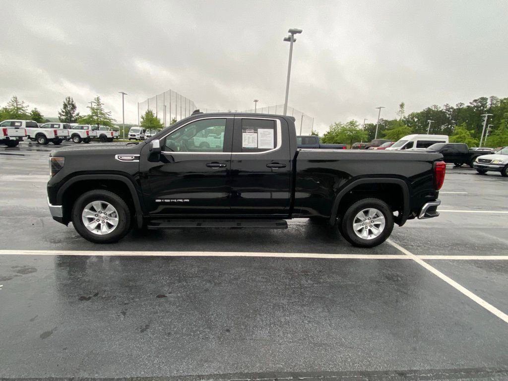 Used 2024 GMC Sierra 1500 SLE RWD image 4