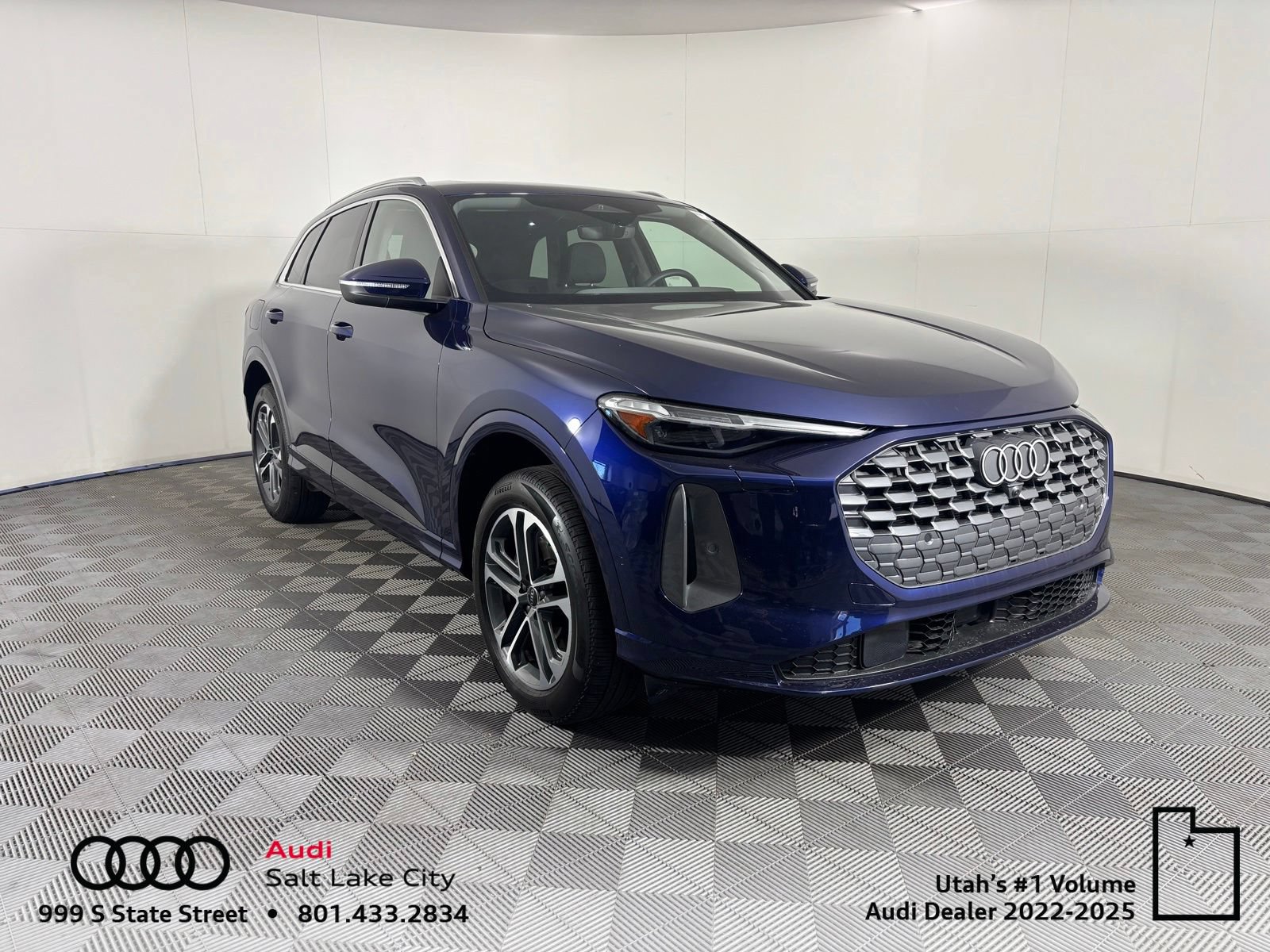 Used 2025 Audi Q5 Premium w/ Premium Plus
